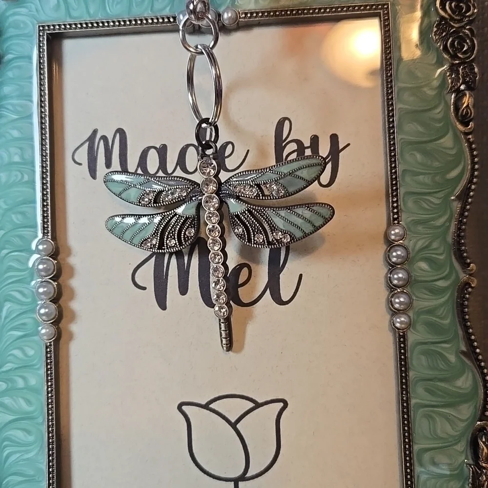 Hand Crafted 💓 Dragonfly Keychain Charm